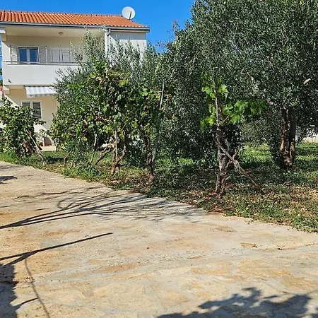Adriatic Retreat: Pazanin *