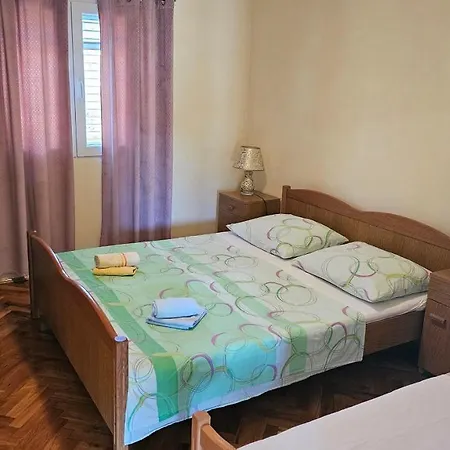 Adriatic Retreat: Pazanin Lejlighed *