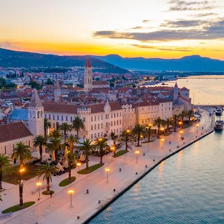 Adriatic Retreat: Pazanin Lejlighed