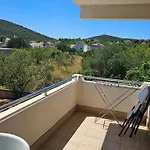 Adriatic Retreat: Pazanin * Vinišće