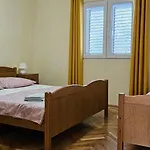 Adriatic Retreat: Pazanin